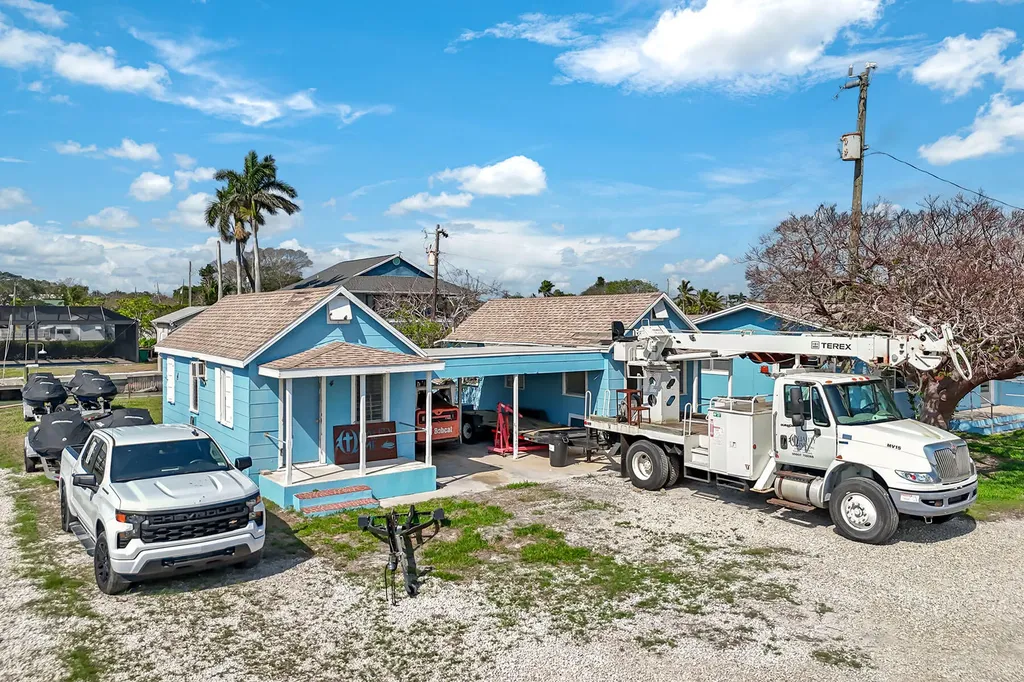 110 East Court Goodland FL 34140