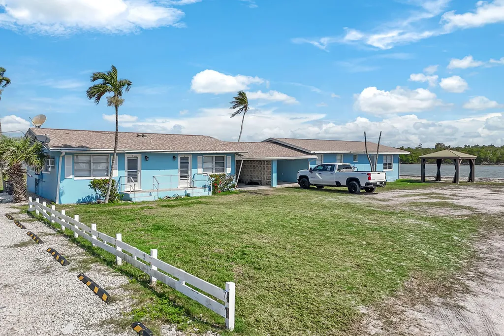 110 East Court Goodland FL 34140