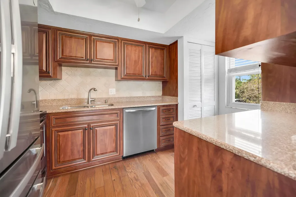 1155 Sandpiper Street Naples FL 34102