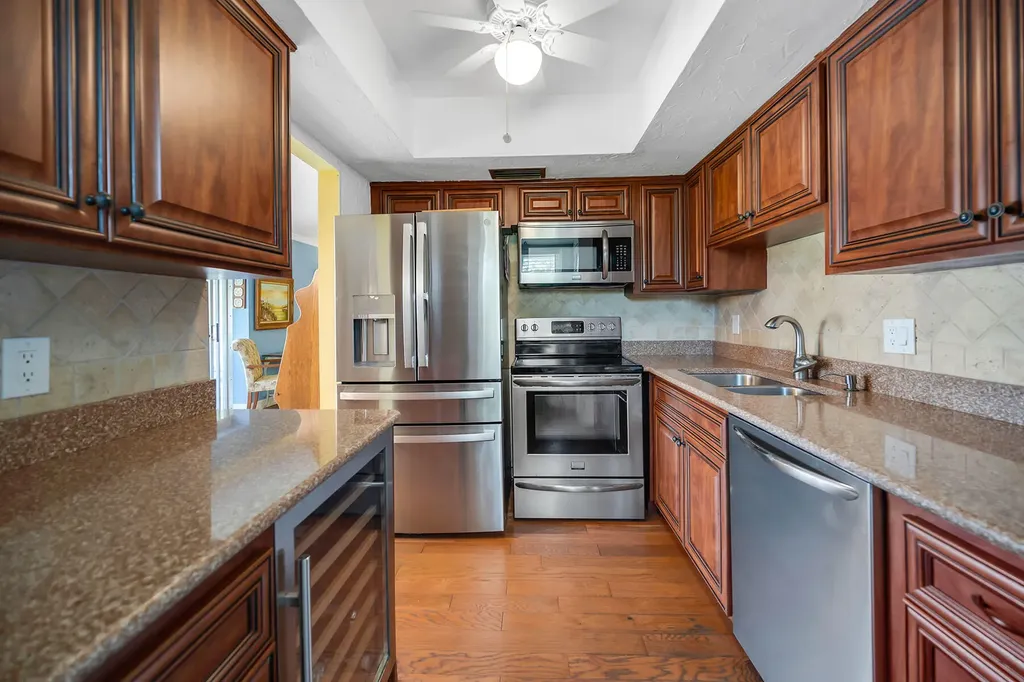 1155 Sandpiper Street Naples FL 34102