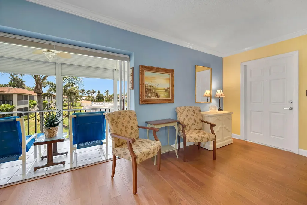 1155 Sandpiper Street Naples FL 34102