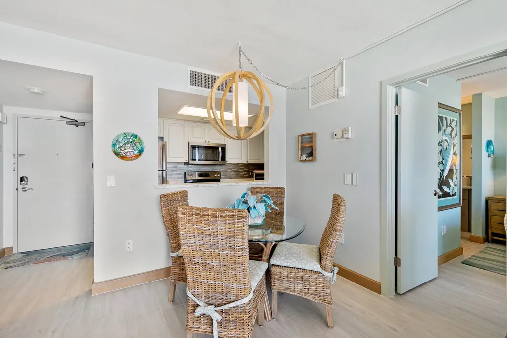 180 Seaview Court Marco Island FL 34145