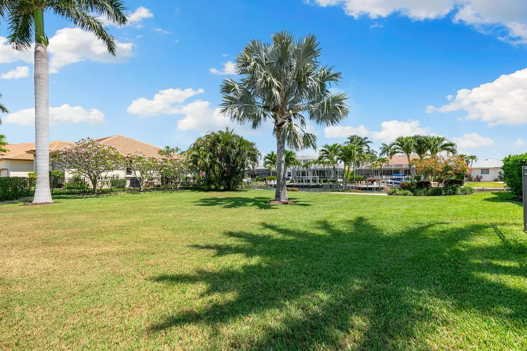 1540 Kingston Court Marco Island FL 34145