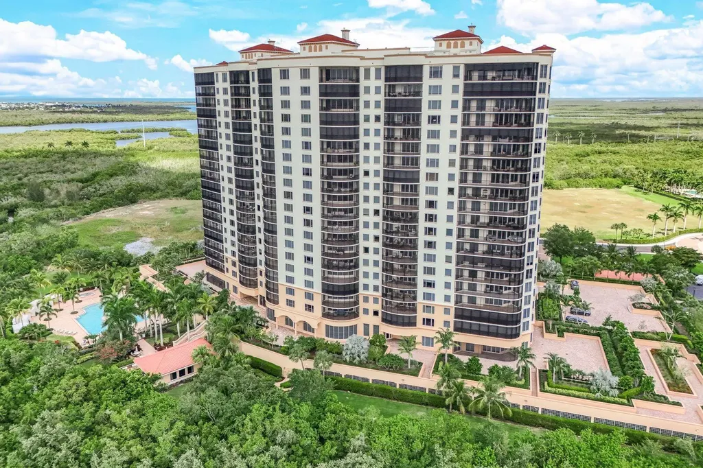 1050 Borghese Lane Naples FL 34114