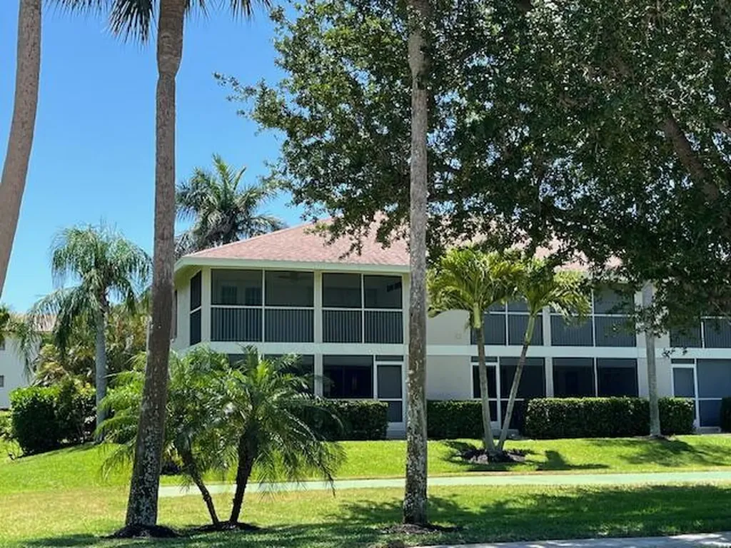 837 W Elkcam Marco Island FL 34145