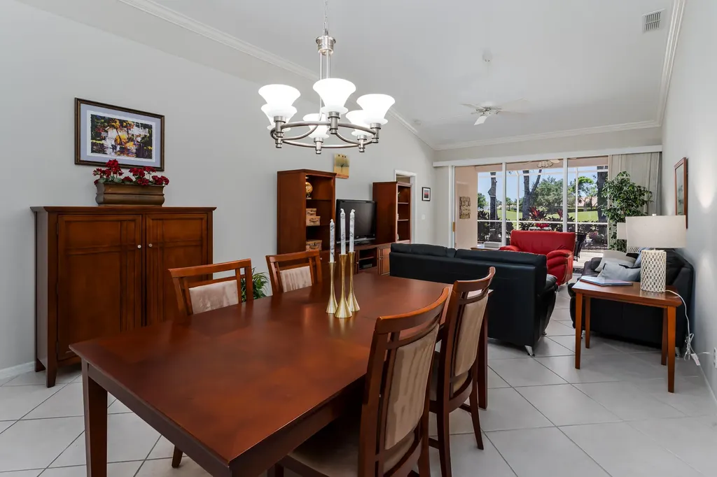 6659 Castlelawn Place Naples FL 34113