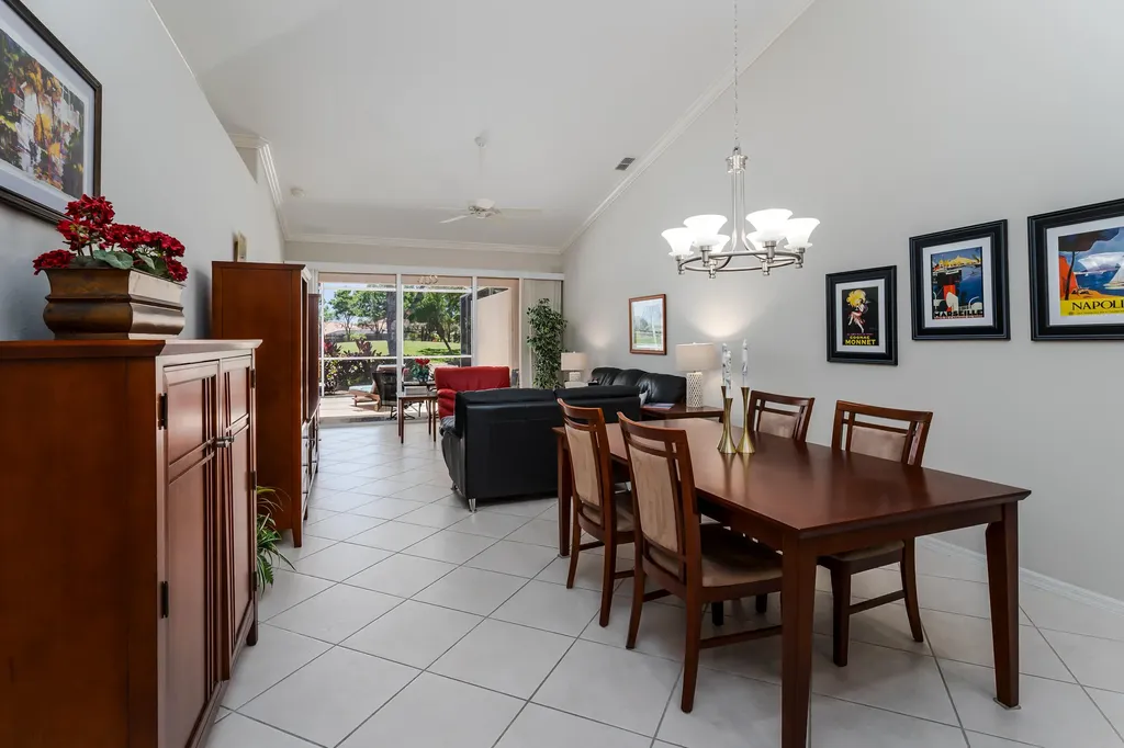 6659 Castlelawn Place Naples FL 34113