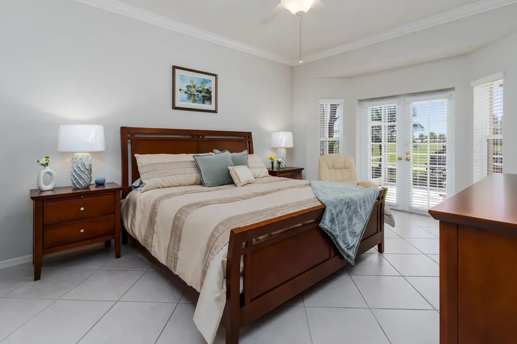 6659 Castlelawn Place Naples FL 34113