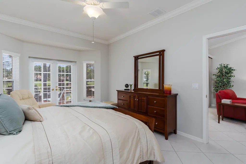 6659 Castlelawn Place Naples FL 34113