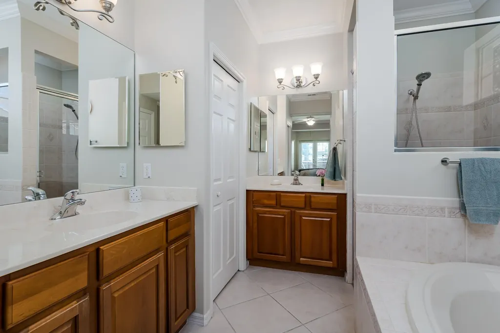 6659 Castlelawn Place Naples FL 34113