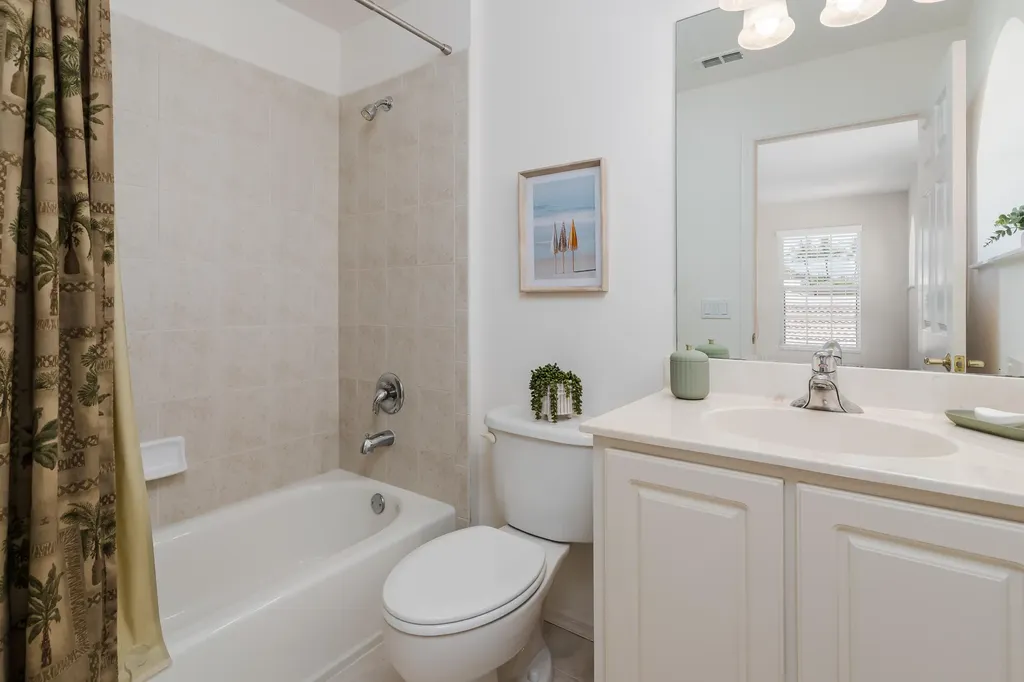 6659 Castlelawn Place Naples FL 34113