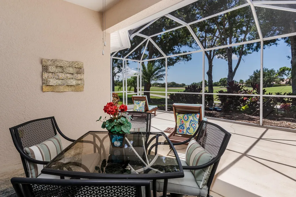 6659 Castlelawn Place Naples FL 34113