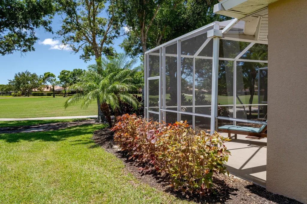 6659 Castlelawn Place Naples FL 34113