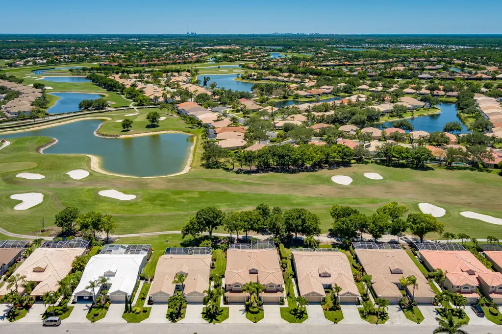 6659 Castlelawn Place Naples FL 34113