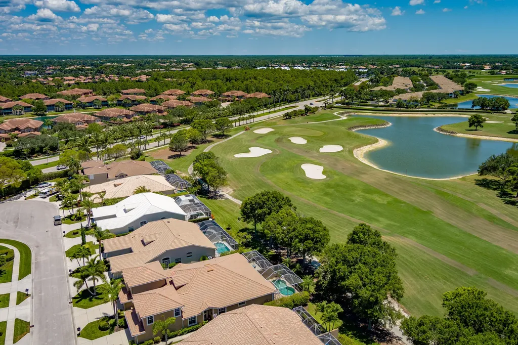 6659 Castlelawn Place Naples FL 34113