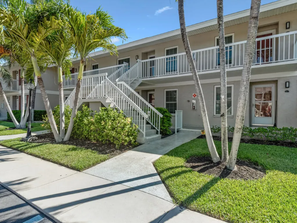850 Elkhorn Court Marco Island FL 34145