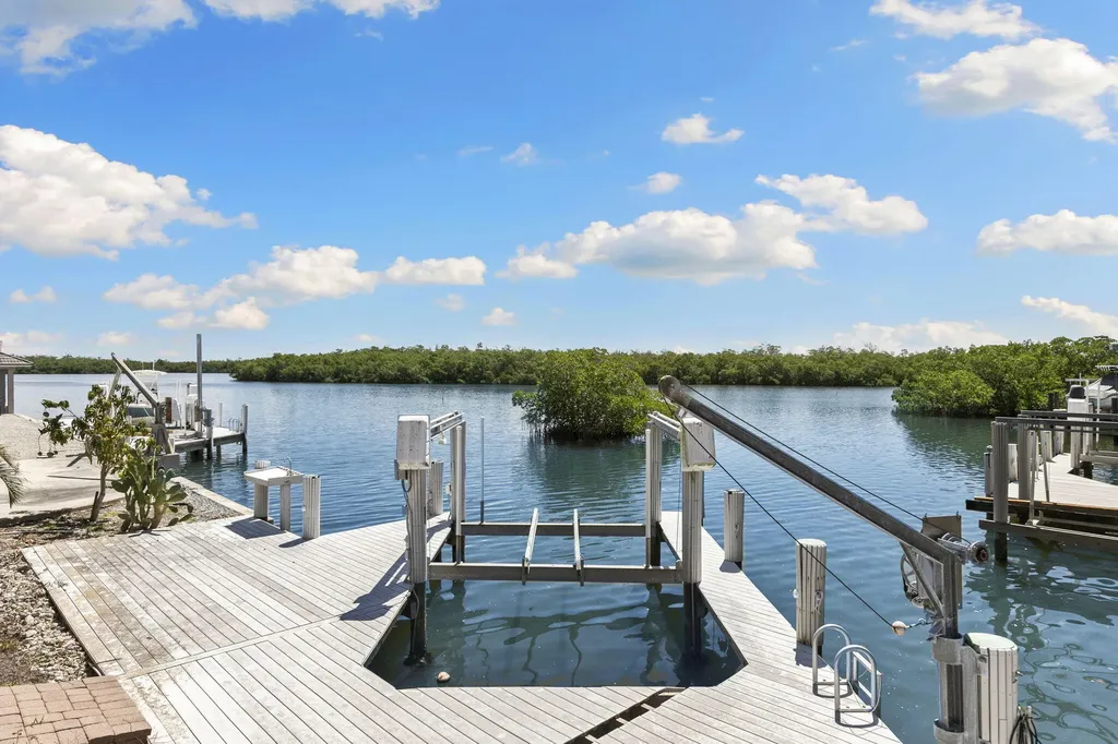 7 Bluehill Court Marco Island FL 34145