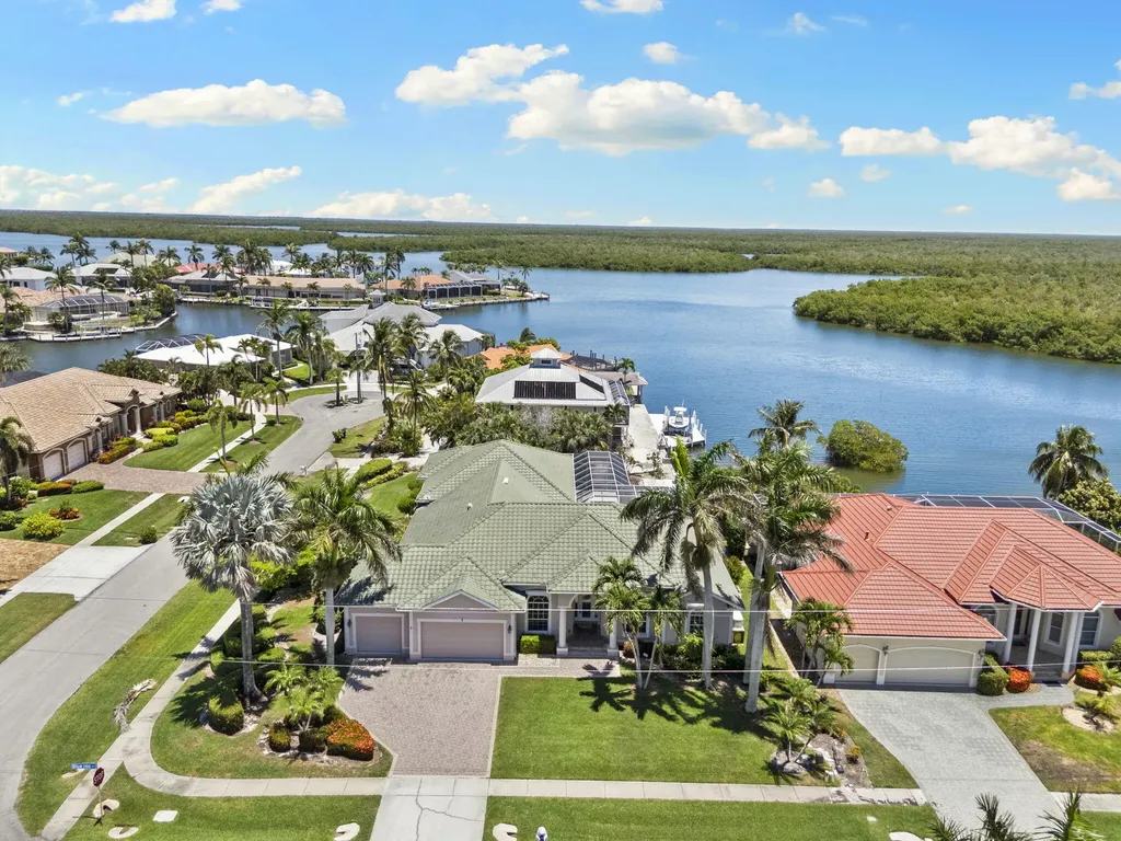 7 Bluehill Court Marco Island FL 34145
