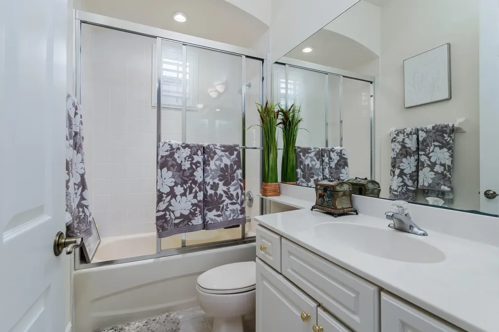 6841 Bent Grass Drive Naples FL 34113