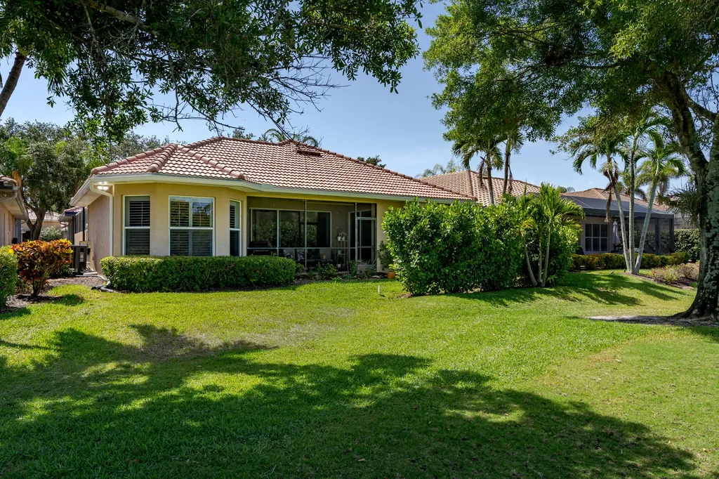 6841 Bent Grass Drive Naples FL 34113