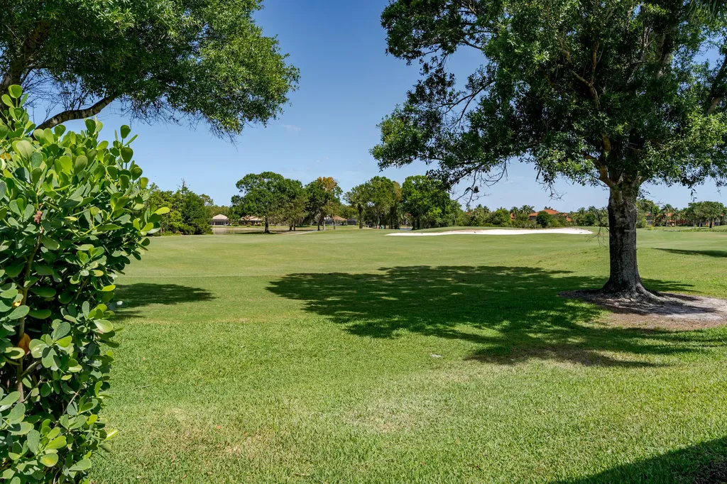 6841 Bent Grass Drive Naples FL 34113