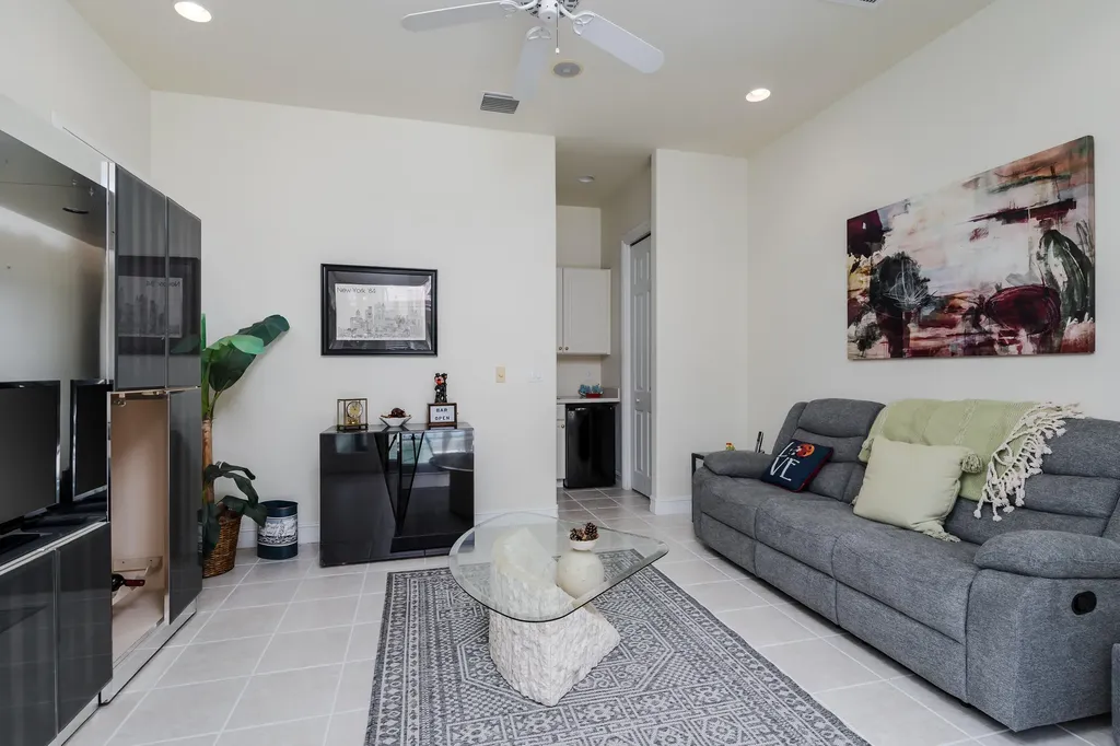 6841 Bent Grass Drive Naples FL 34113