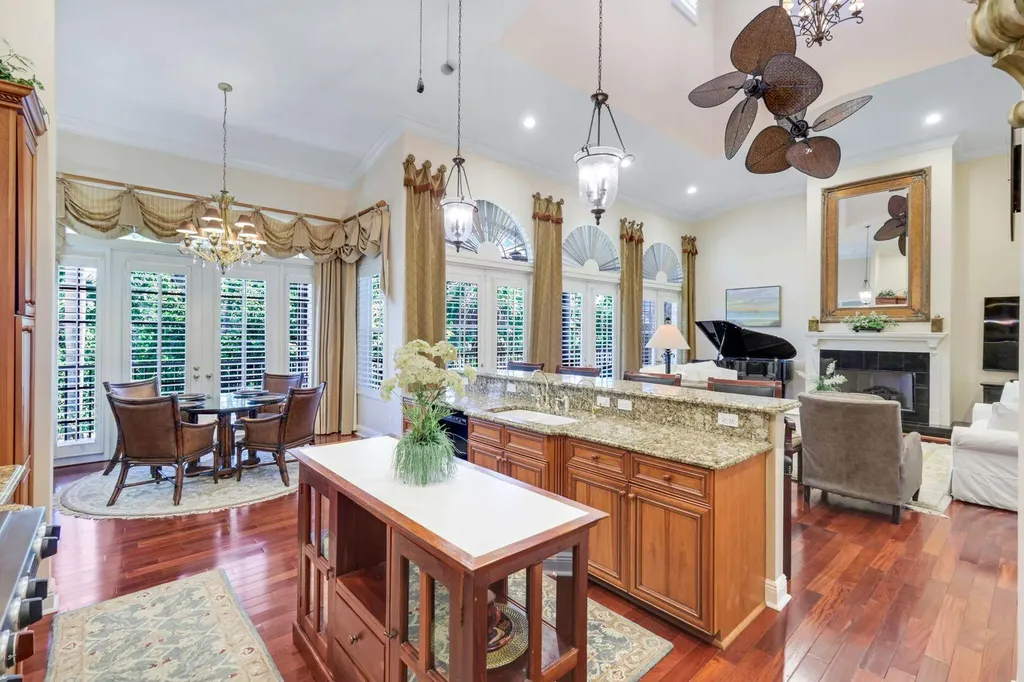940 Sea Oats Court Marco Island FL 34145