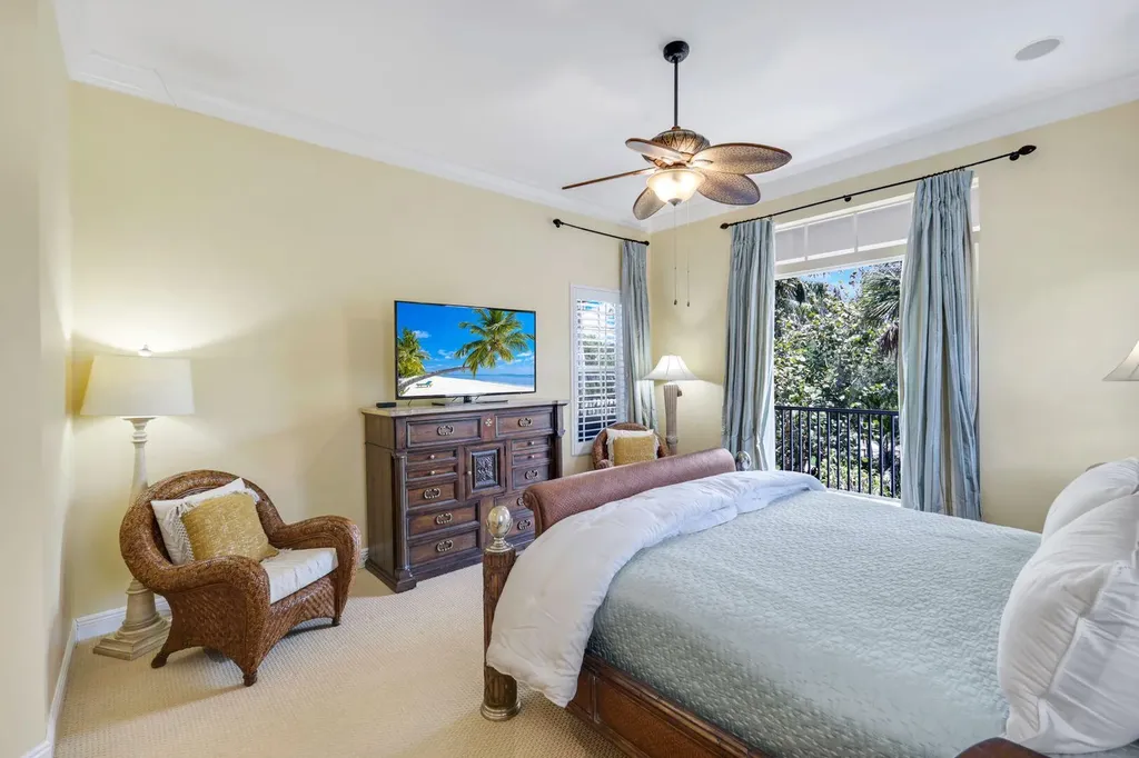 940 Sea Oats Court Marco Island FL 34145