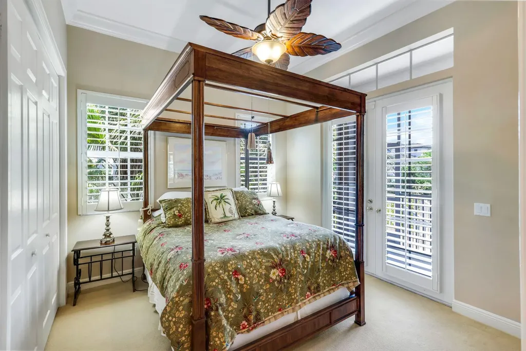940 Sea Oats Court Marco Island FL 34145