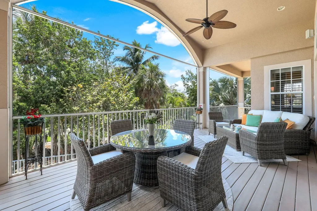 940 Sea Oats Court Marco Island FL 34145