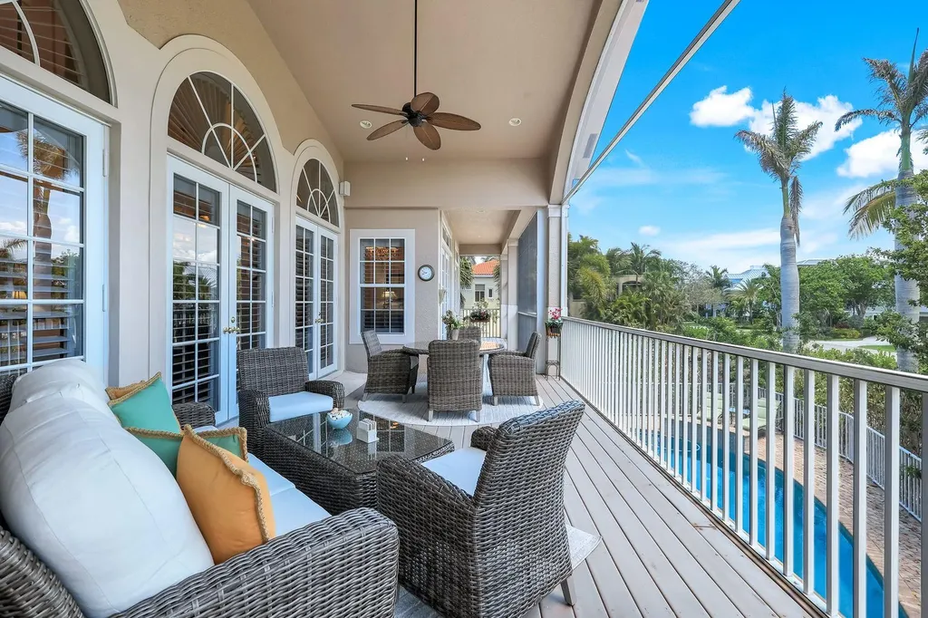 940 Sea Oats Court Marco Island FL 34145