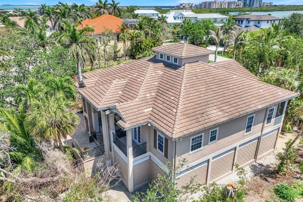 940 Sea Oats Court Marco Island FL 34145