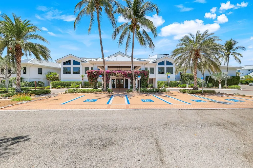 940 Sea Oats Court Marco Island FL 34145