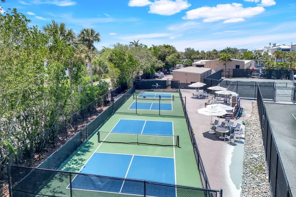 940 Sea Oats Court Marco Island FL 34145