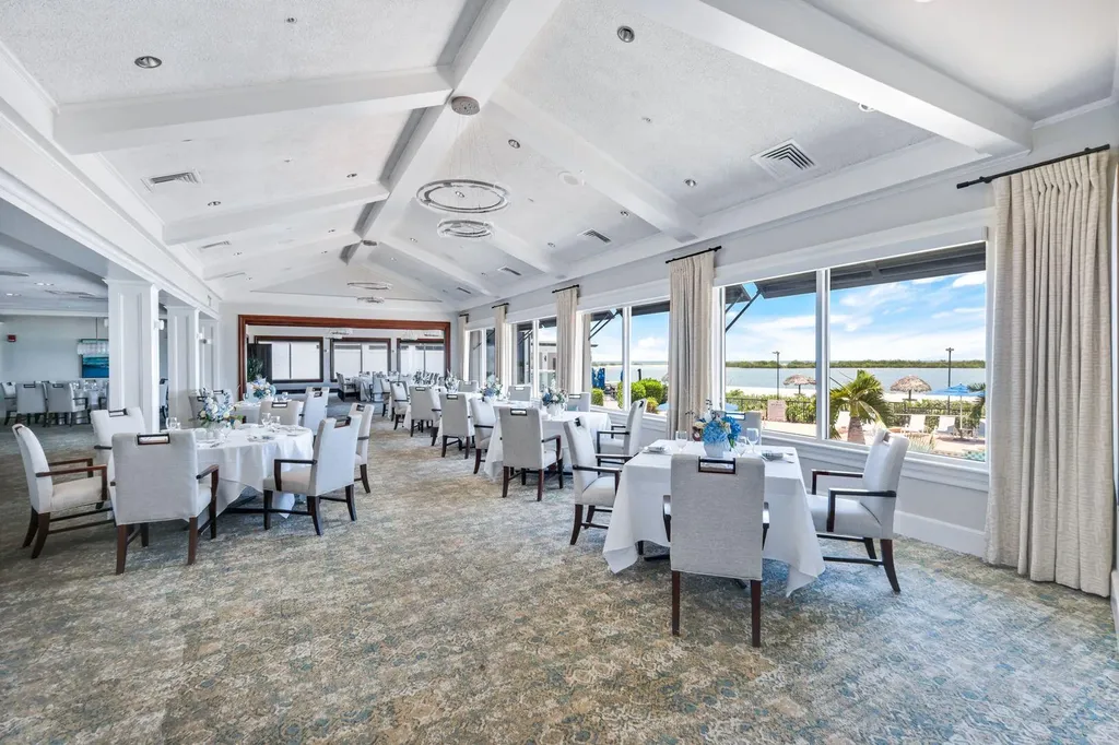 940 Sea Oats Court Marco Island FL 34145