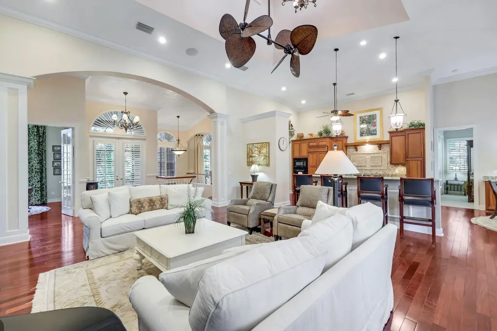 940 Sea Oats Court Marco Island FL 34145