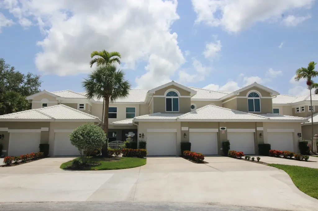 4690 Hawks Nest Way Naples FL 34114