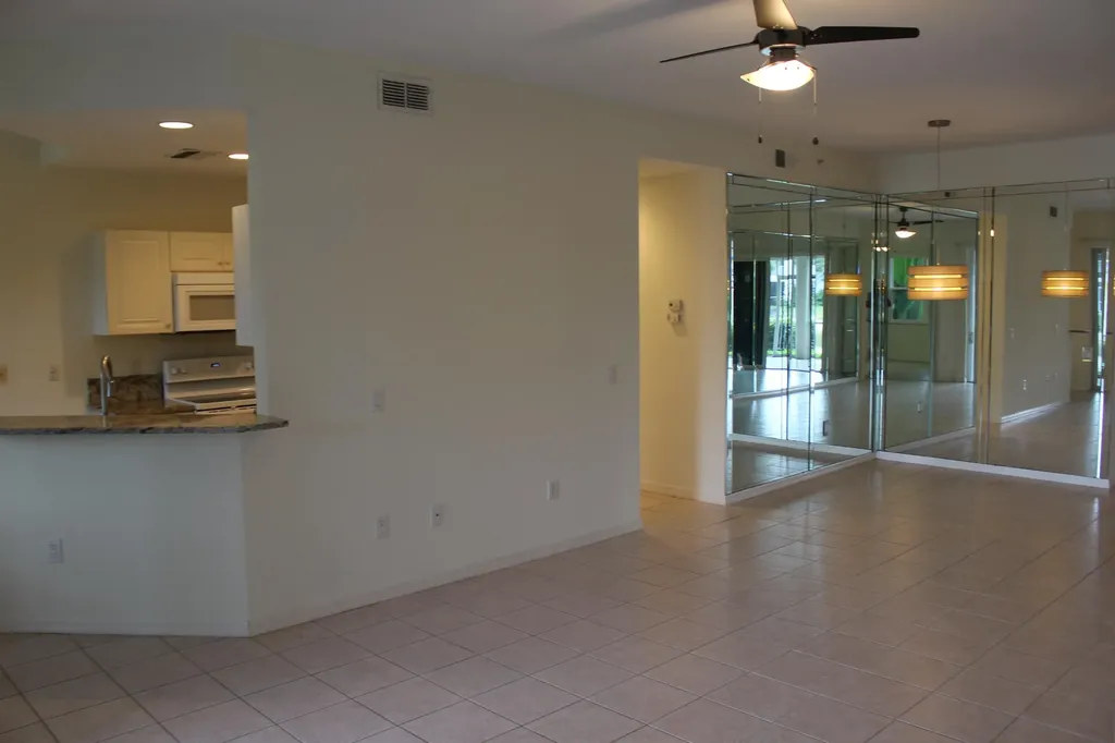 4690 Hawks Nest Way Naples FL 34114