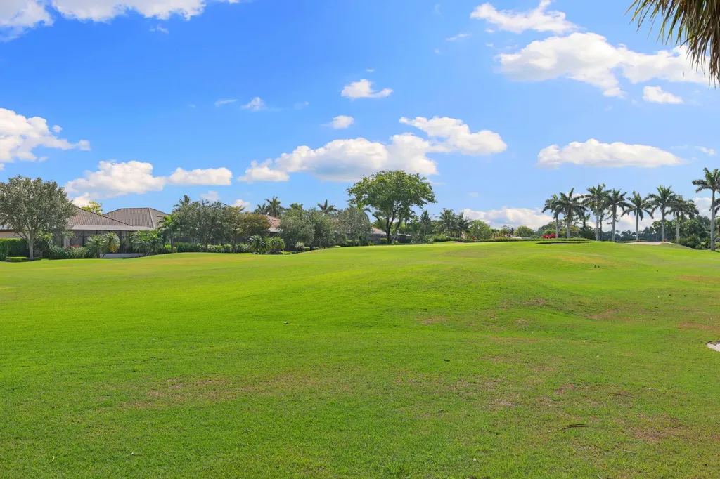 6492 Caldecott Drive Naples FL 34113