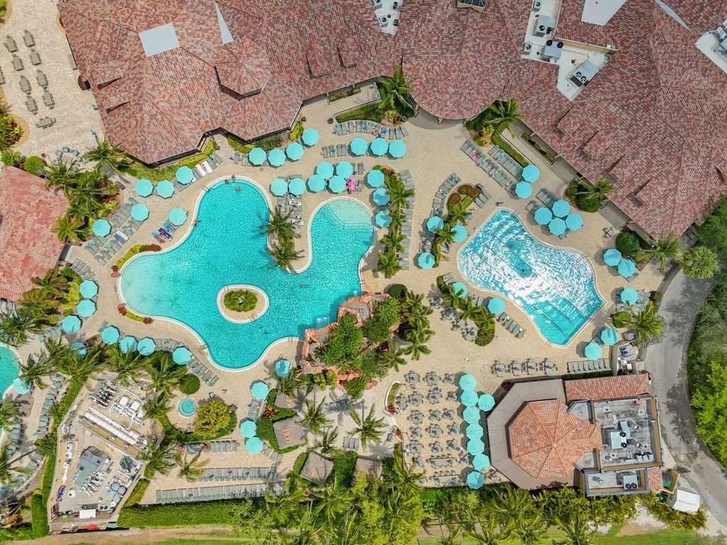 6492 Caldecott Drive Naples FL 34113