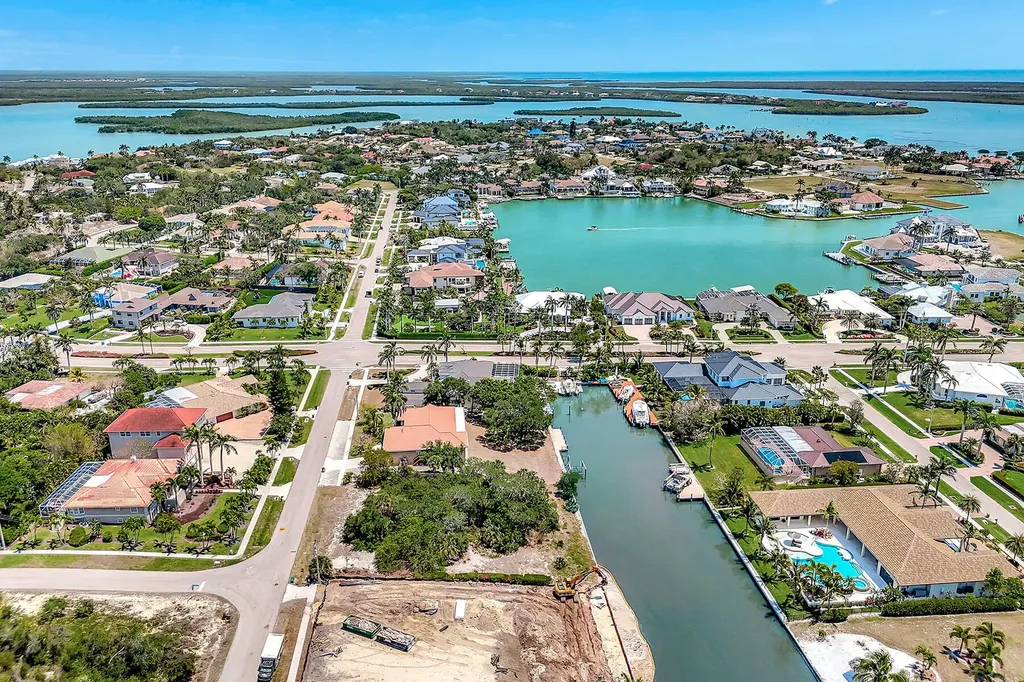 1665 Ludlow Road Marco Island FL 34145