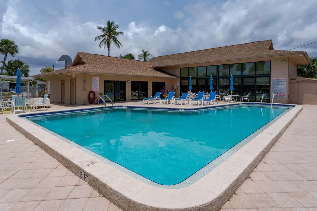 469 Riviera Boulevard W Naples FL 34112