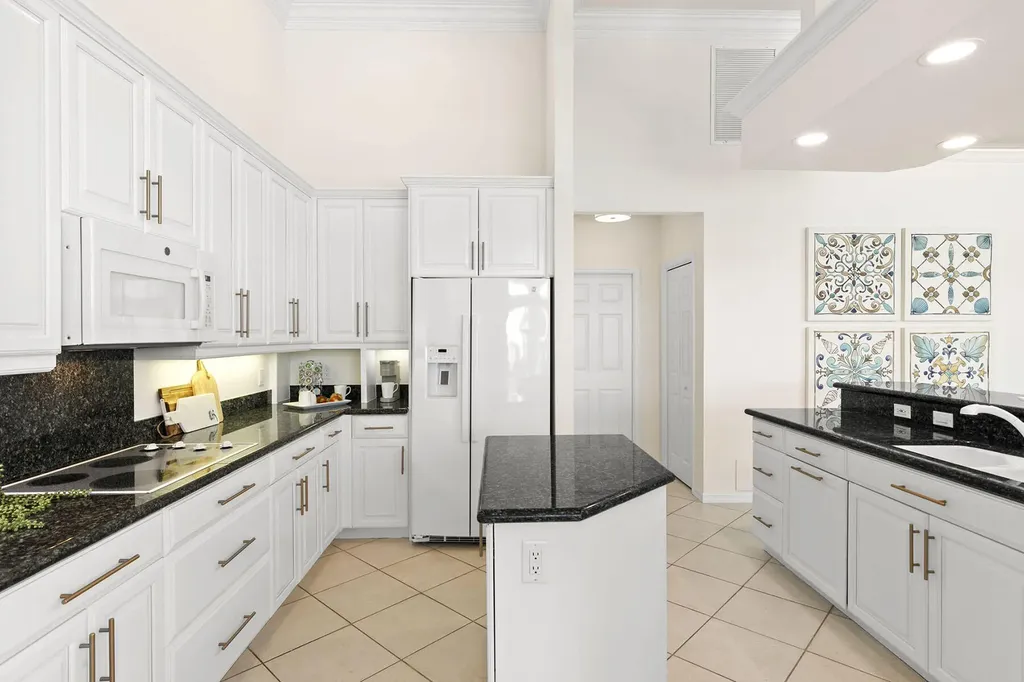 173 Gulfport Court Marco Island FL 34145