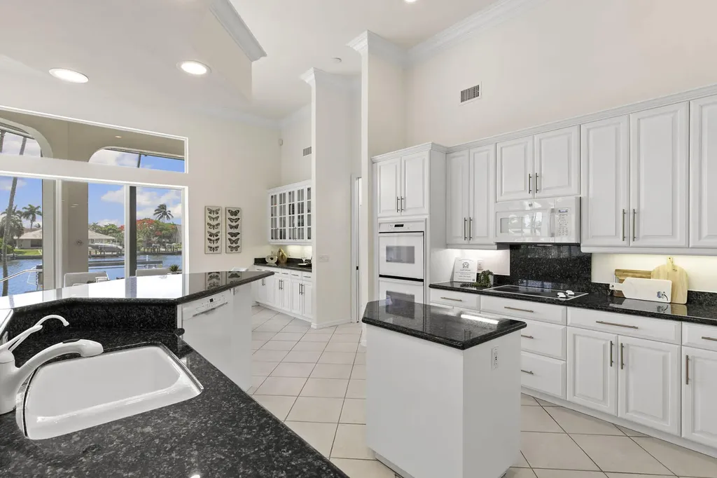 173 Gulfport Court Marco Island FL 34145