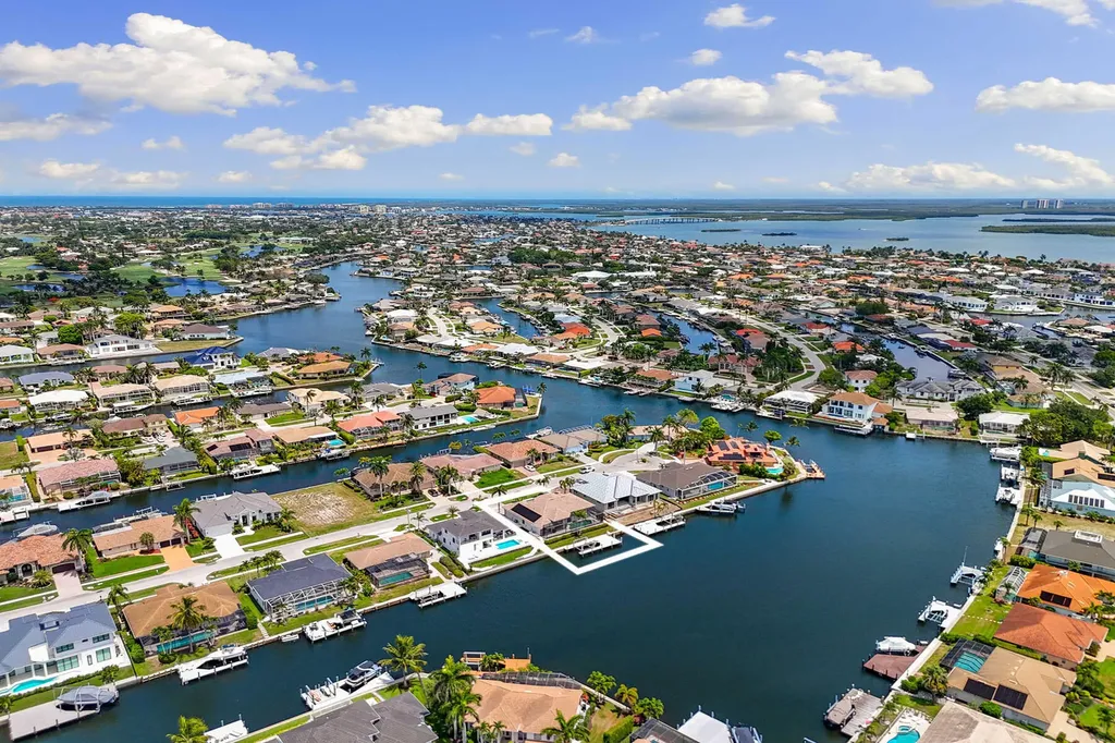 173 Gulfport Court Marco Island FL 34145