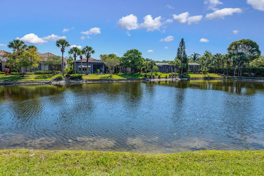 8540 Pepper Tree Way Naples FL 34114