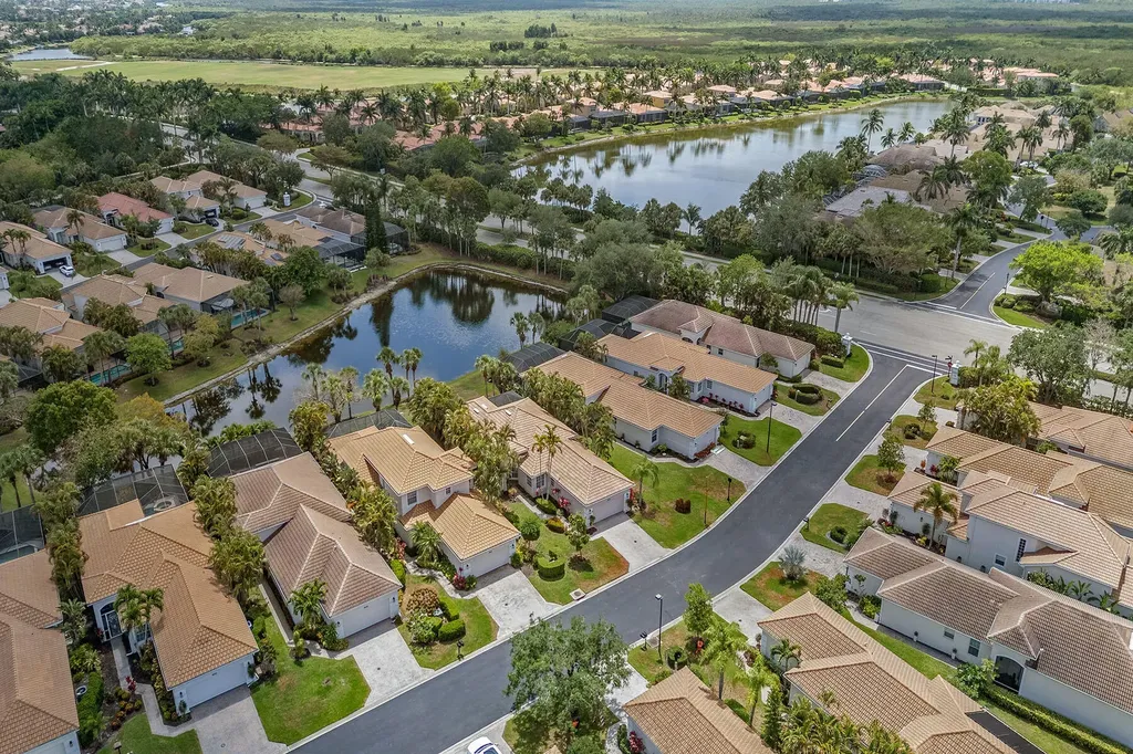 8540 Pepper Tree Way Naples FL 34114