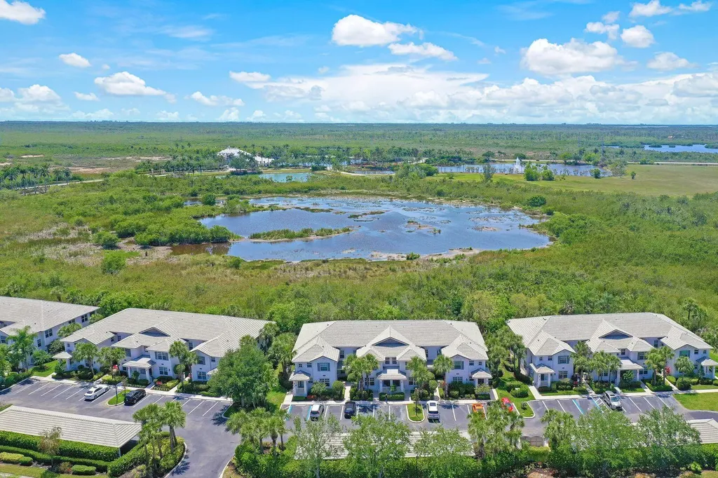 8355 Whisper Trace Way Naples FL 34114