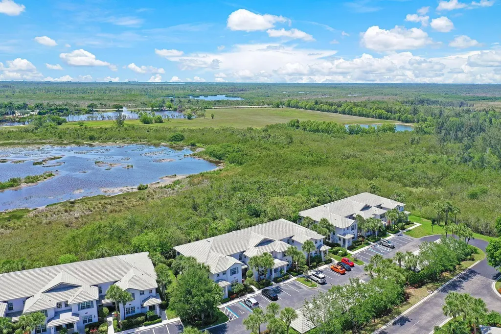 8355 Whisper Trace Way Naples FL 34114