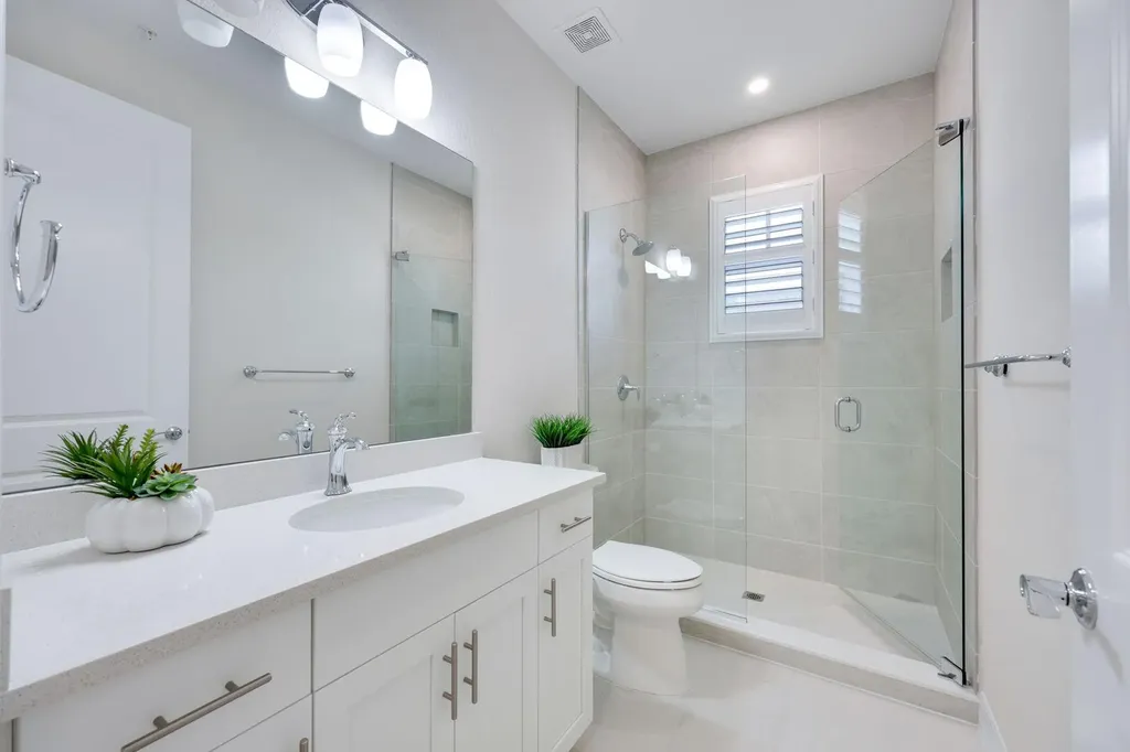 273 Indies Drive E Naples FL 34114